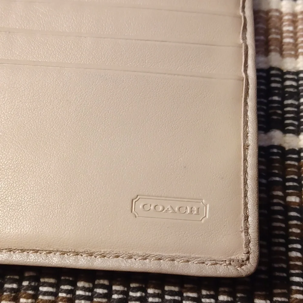 Coach wallet - Picture 6 of 16